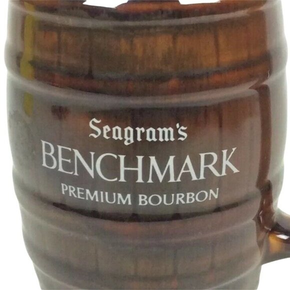 Seagrams Benchmark Premium Bourbon Barrel Ceramic Pitcher Vintage Whiskey Jug - Picture 4 of 7